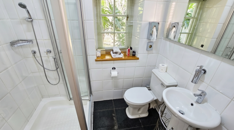 8 Bedroom Property for Sale in Swellendam Western Cape